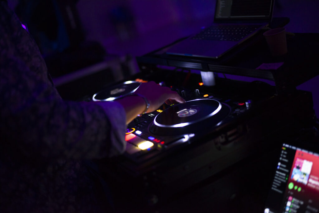 dj set per festa di fine anno scolastico