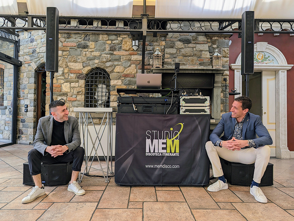 Costo DJ matrimonio 2026 con DJ set professionale per matrimoni